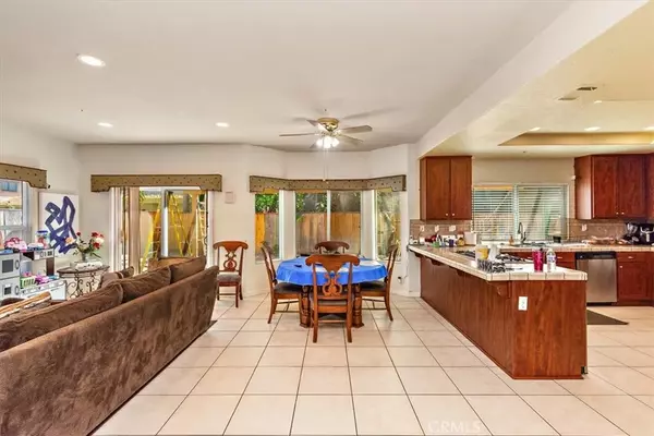 Fontana, CA 92336,14219 Point Loma Street