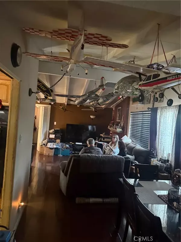 Granada Hills, CA 91344,10828 Aqueduct Avenue