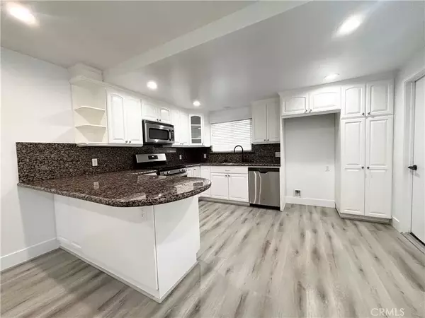 Glendora, CA 91741,133 S Lone Hill Avenue