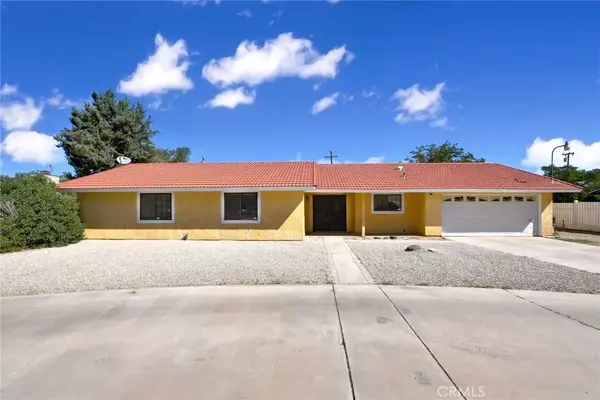 Apple Valley, CA 92307,22166 Mohican Avenue