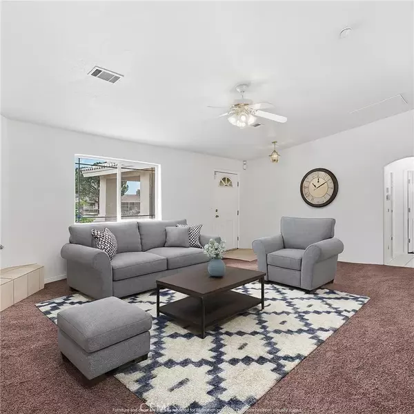 Apple Valley, CA 92308,12715 Tesuque Road
