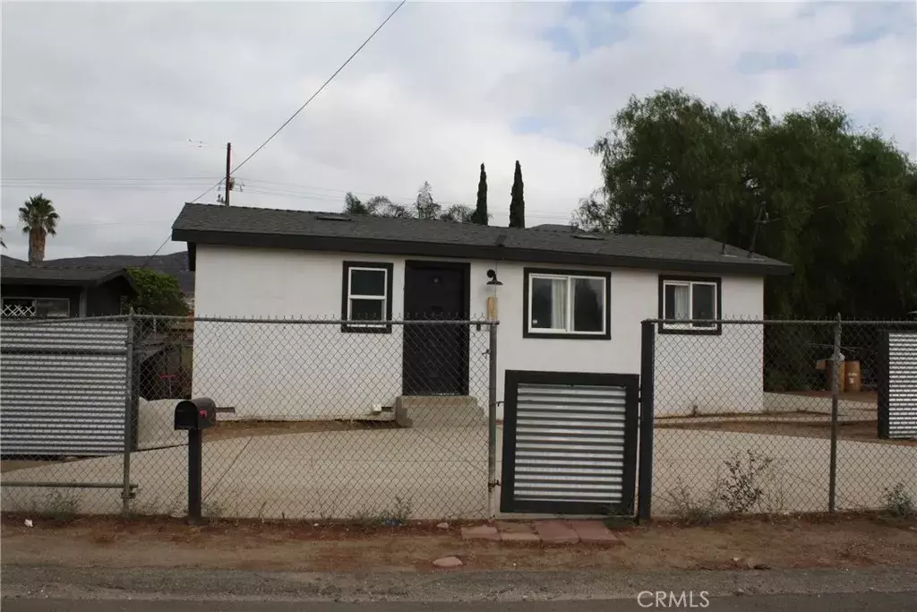 Riverside, CA 92509,7035 Jurupa Road