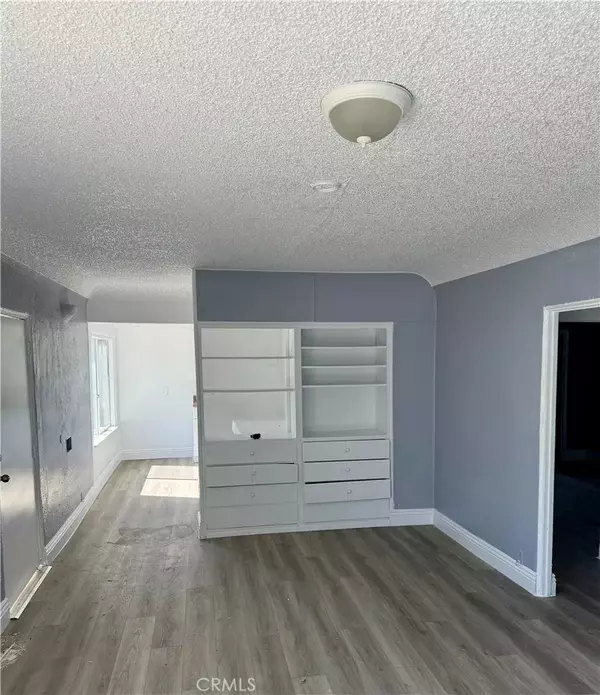 Hemet, CA 92543,123 N Inez Street