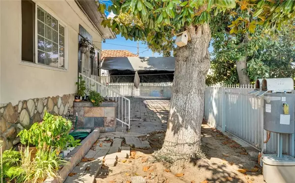 Los Angeles, CA 90011,5123 S San Pedro St