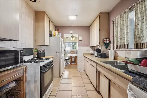 Hacienda Heights, CA 91745,1727 Larchwood Avenue