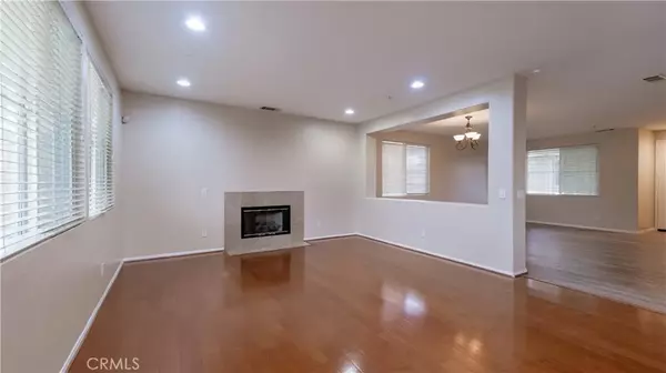 Fontana, CA 92336,5916 Wilshire Drive