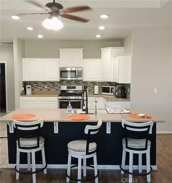 Barstow, CA 92311,1380 SAVANNA DRIVE