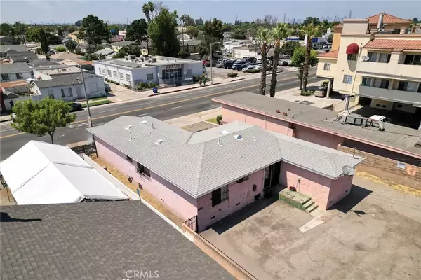 South Gate, CA 90280,10016 California