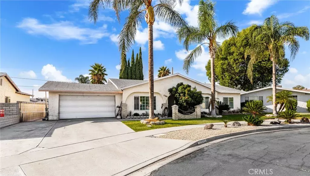 Fontana, CA 92335,17055 MANZANITA