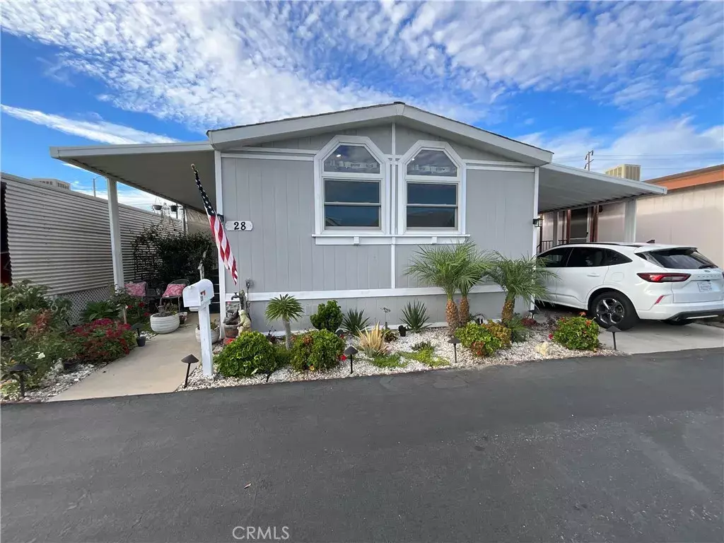 Westminster, CA 92683,15621 Beach blvd #28