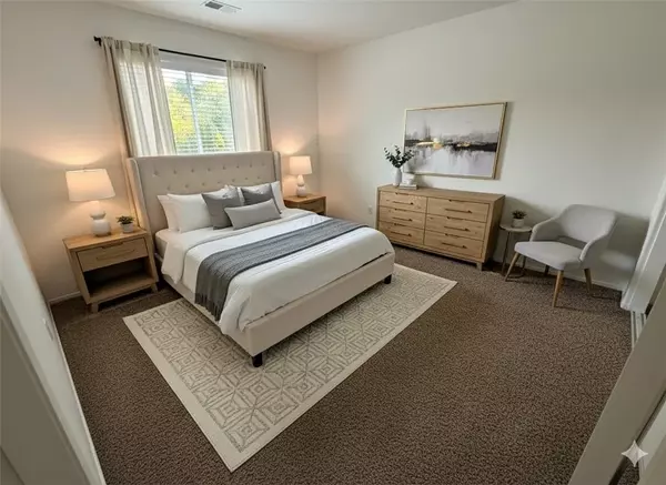 Newhall, CA 91321,24854 Noelle