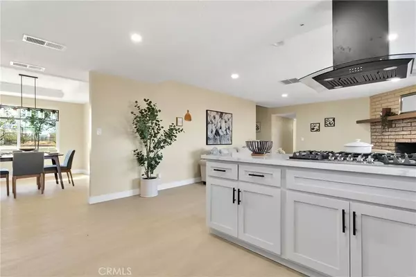 Apple Valley, CA 92307,15130 Flathead