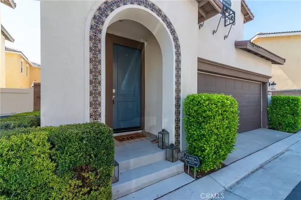 Eastvale, CA 92880,5869 Oatfield