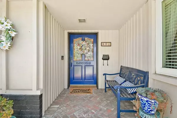 Glendora, CA 91741,902 E Cypress