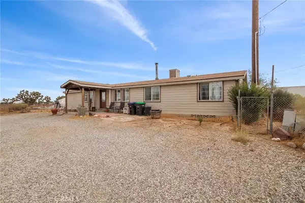 Phelan, CA 92371,7153 Cambria