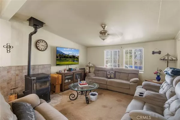 Phelan, CA 92371,7153 Cambria