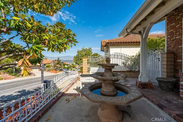 Rowland Heights, CA 91748,2048 Calle Bogota