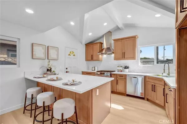 18361 Delaware Street, Huntington Beach, CA 92648