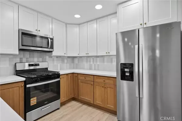 Tustin, CA 92782,2768 Monza