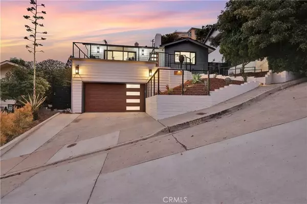 3412 Poe Street, San Diego, CA 92106