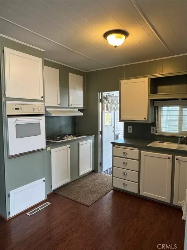 Pomona, CA 91767,301 E Foothill #063