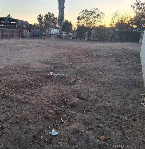 Jurupa Valley, CA 92509,0 Fox Tail