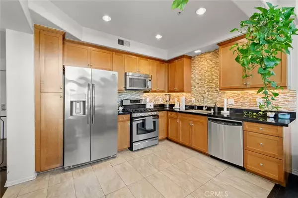 Los Angeles, CA 90031,360 W Avenue 26 #401