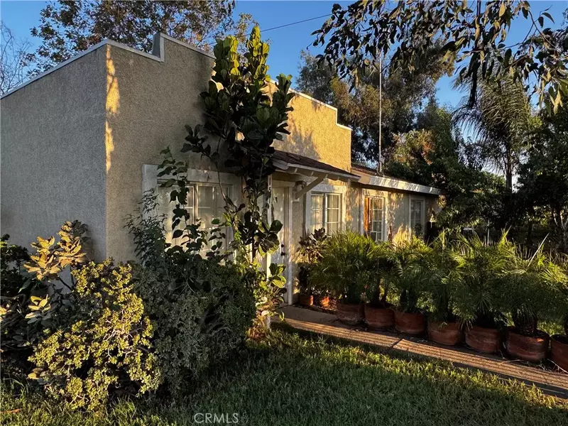 151 S Muscott, San Bernardino, CA 92410