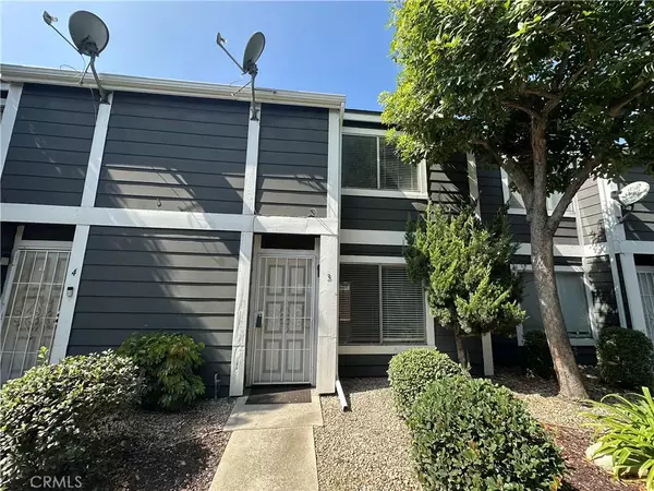Azusa, CA 91702,824 N Pasadena #3