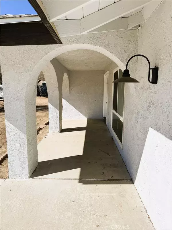 Perris, CA 92570,21145 Kimes