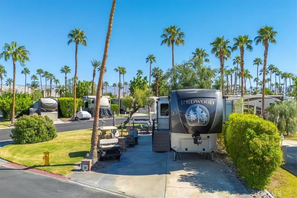 Cathedral City, CA 92234,69411 Ramon