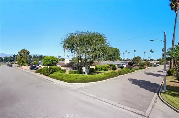 West Covina, CA 91790,1327 E Thelborn