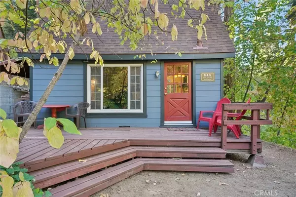 814 Ivy Lane, Lake Arrowhead, CA 92385