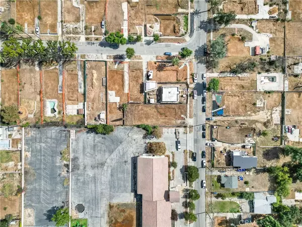 Altadena, CA 91001,75 W Palm