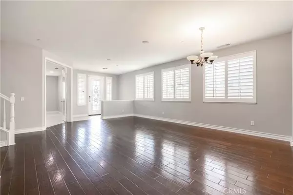 Fontana, CA 92336,15751 Snowy Peak