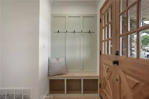 Fullerton, CA 92835,500 Lakeside