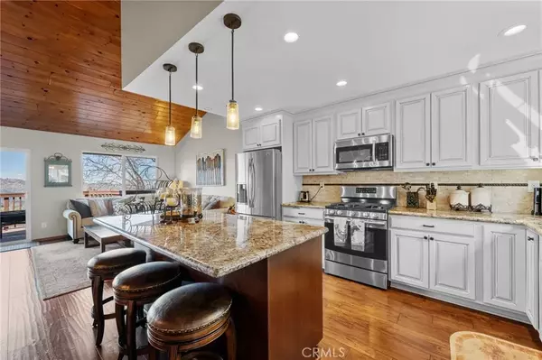 1430 Sequoia, Lake Arrowhead, CA 92352