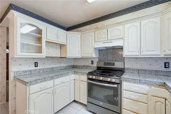 San Dimas, CA 91773,833 N Oceanbluff Avenue