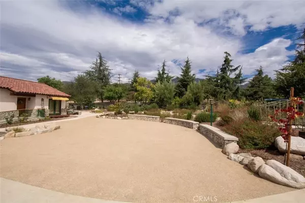 Claremont, CA 91711,3643 N Mills Avenue