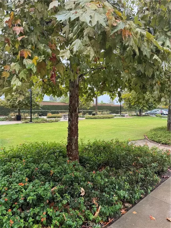 Claremont, CA 91711,1074 Newberry Lane