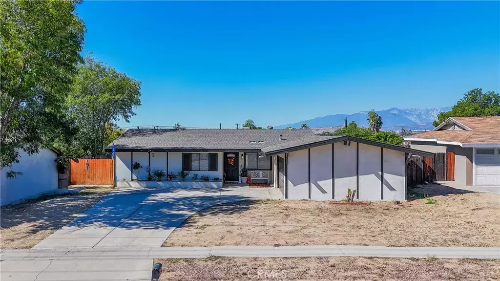 6120 Arden, San Bernardino, CA 92404