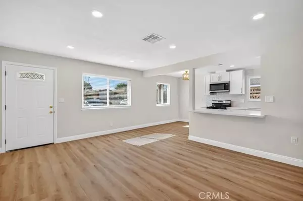 Bloomington, CA 92316,18222 10th