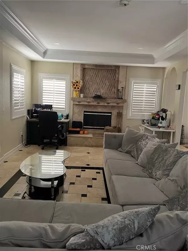 Fontana, CA 92335,9326 Bunny Lane