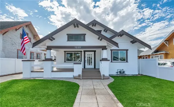 1220 W 46th Street, Los Angeles, CA 90037
