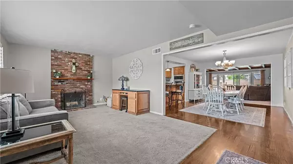 Covina, CA 91724,843 N Darfield