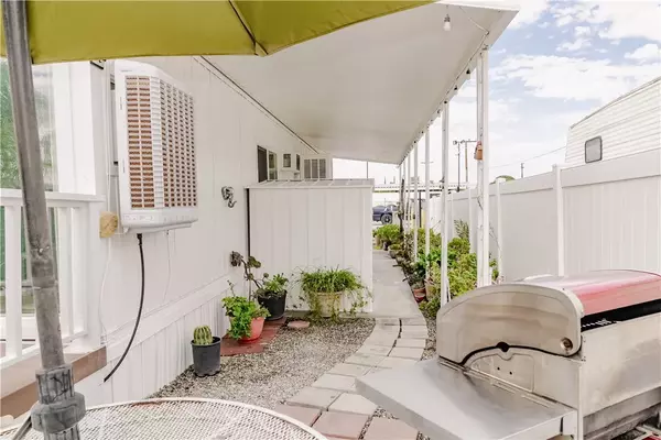 San Jacinto, CA 92583,655 E Main Street #66