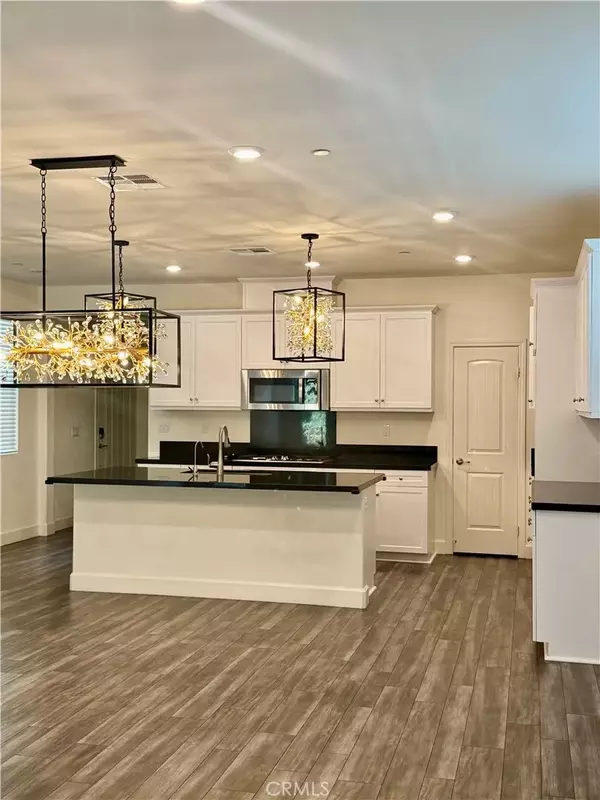 Fontana, CA 92336,16738 Stags Leap Lane