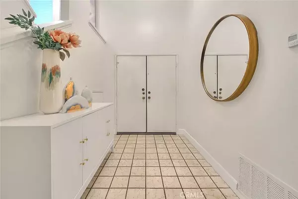 Upland, CA 91786,1540 Corte Hacienda