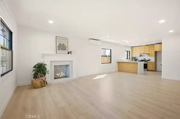 Ontario, CA 91764,712 E H