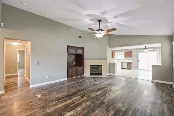 Victorville, CA 92392,13637 Ashmont